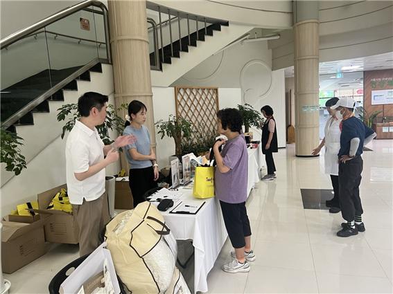 시흥시기업인협회 ‘시청에서 중소기업 우수상품 판매’